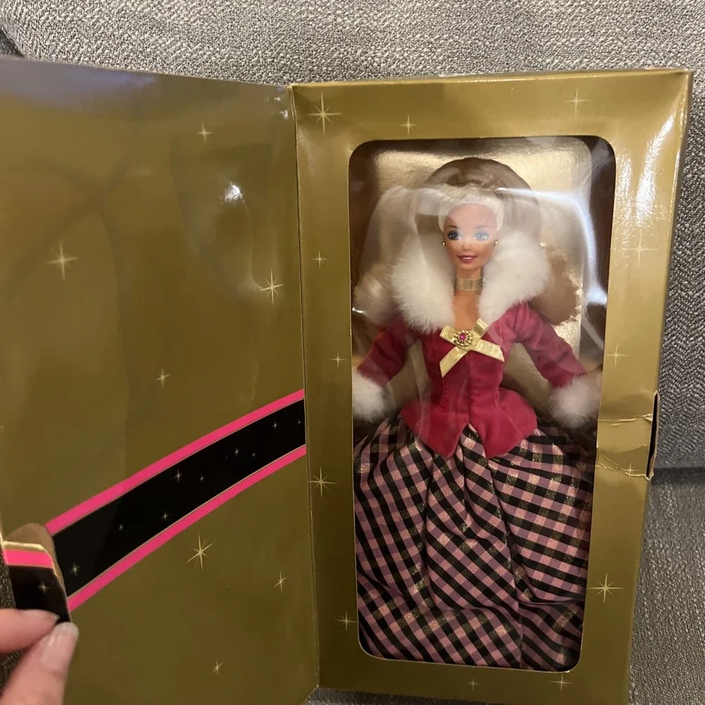 Vintage Avon Exclusive Winter Rhapsody Barbie Doll Special Edition